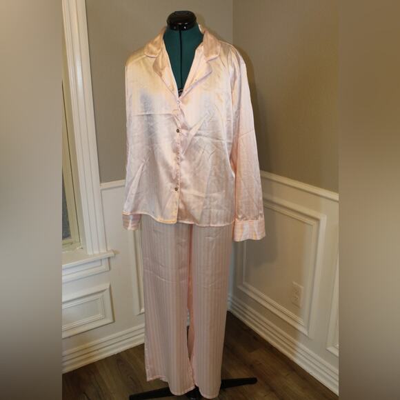 Lilac + London Pink Satin Pajama Set Striped Button Down – Women’s L - Picture 1 of 2